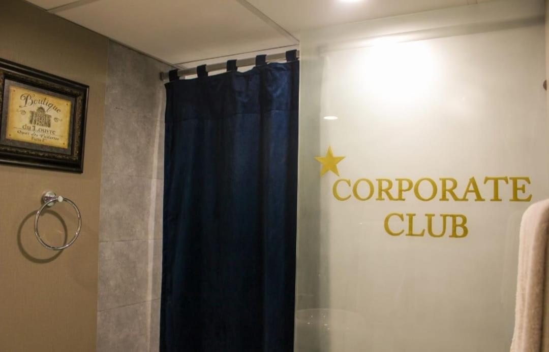 Airport Hotel Carachi Exterior foto